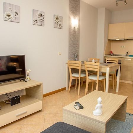 Sunny Apartment In A Complex With A Pool And Gym By Flаt Manаger Sunny Beach Exterior foto